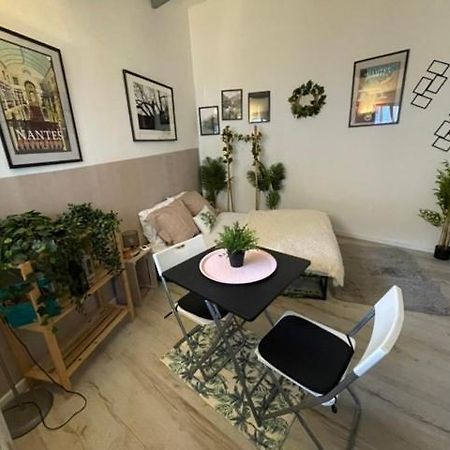 Ferienwohnung Le Petit Nid Nantes Exterior foto